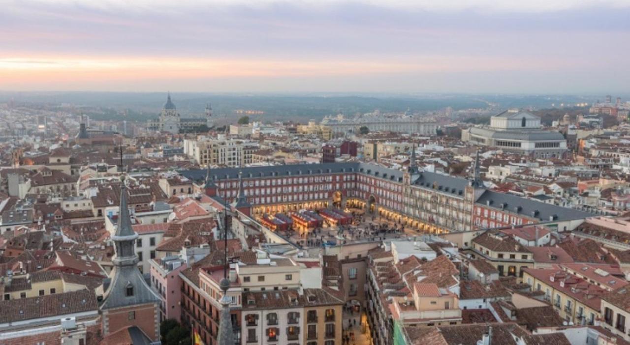 Apartamento Plaza Mayor III En Madrid Exterior foto
