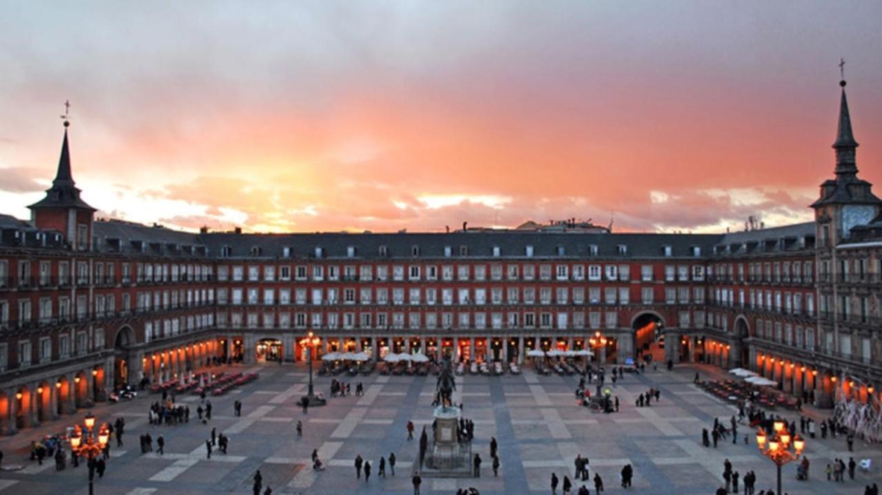 Apartamento Plaza Mayor III En Madrid Exterior foto